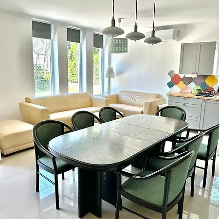 Felesegem Akarattya Vendeghaz Apartment