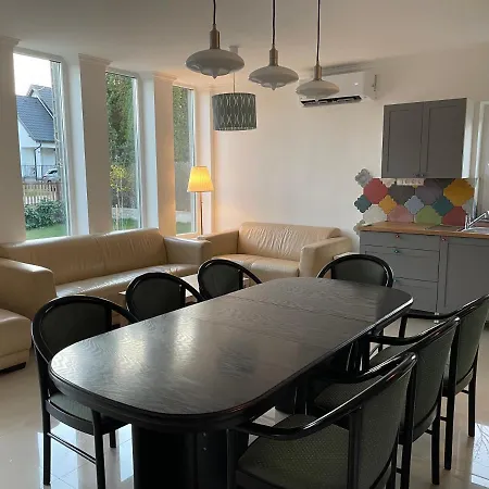 Apartment Felesegem Akarattya Vendeghaz
